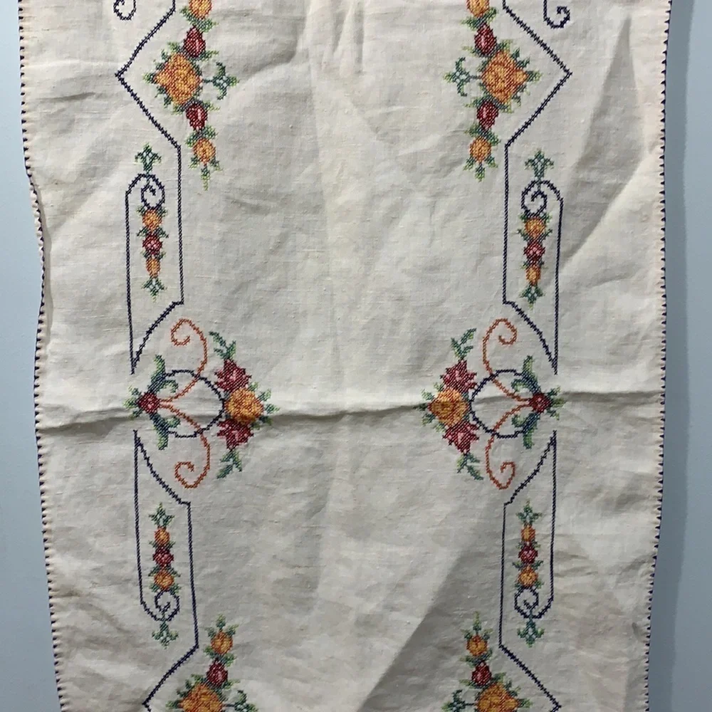 Vintage Cross-stitch Floral Pineapple Hearts Linen Tea Towel Runner 39.5” x 16”